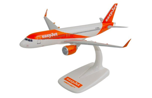 PP-EASY-A320 | PPC Models 1:200 | Airbus A320neo, Easyjet (plastic push fit) G-UZLM