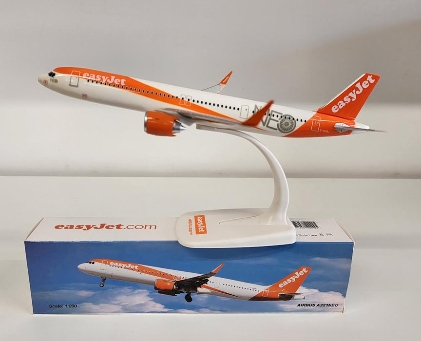PP-EASY-A321 | PPC Models 1:200 | Airbus A321neo Easyjet (plastic push fit), 'NEO' G-UZMJ