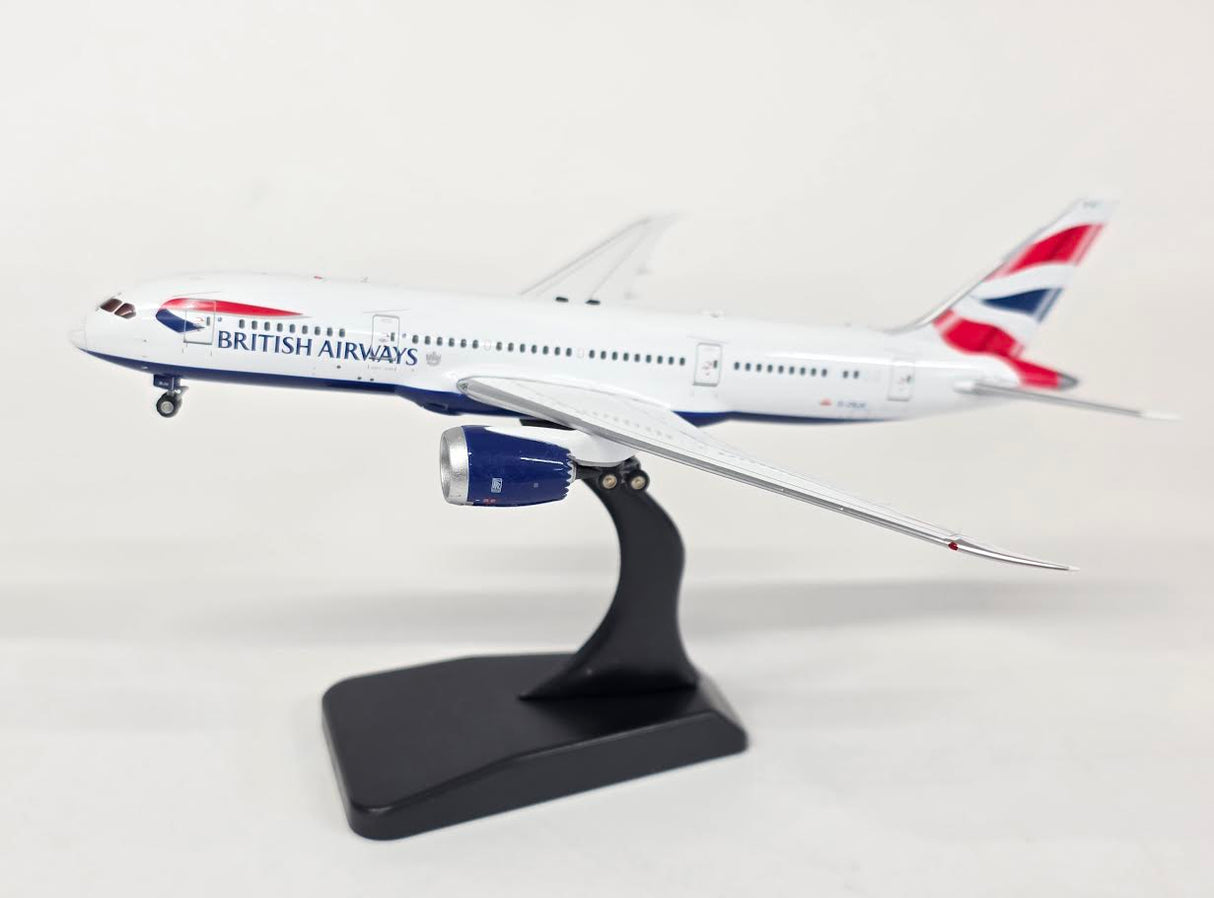 ARD4BA18 | ARD Models 1:400 | Boeing 787-8 British Airways Chatham G-ZBJK