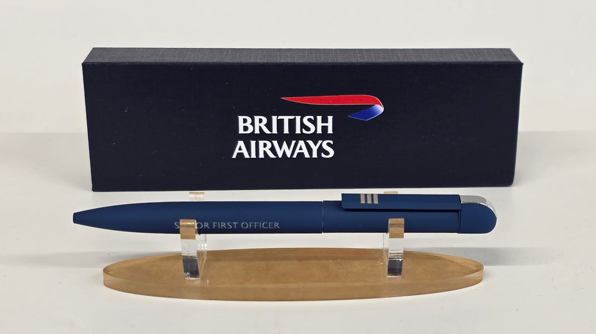 FCPSFO-PEN | Accessories | Flight Crew Premium "Folk" Pen with 3 stripes on the pen clip and engraved in silver 'Senior First Officer'