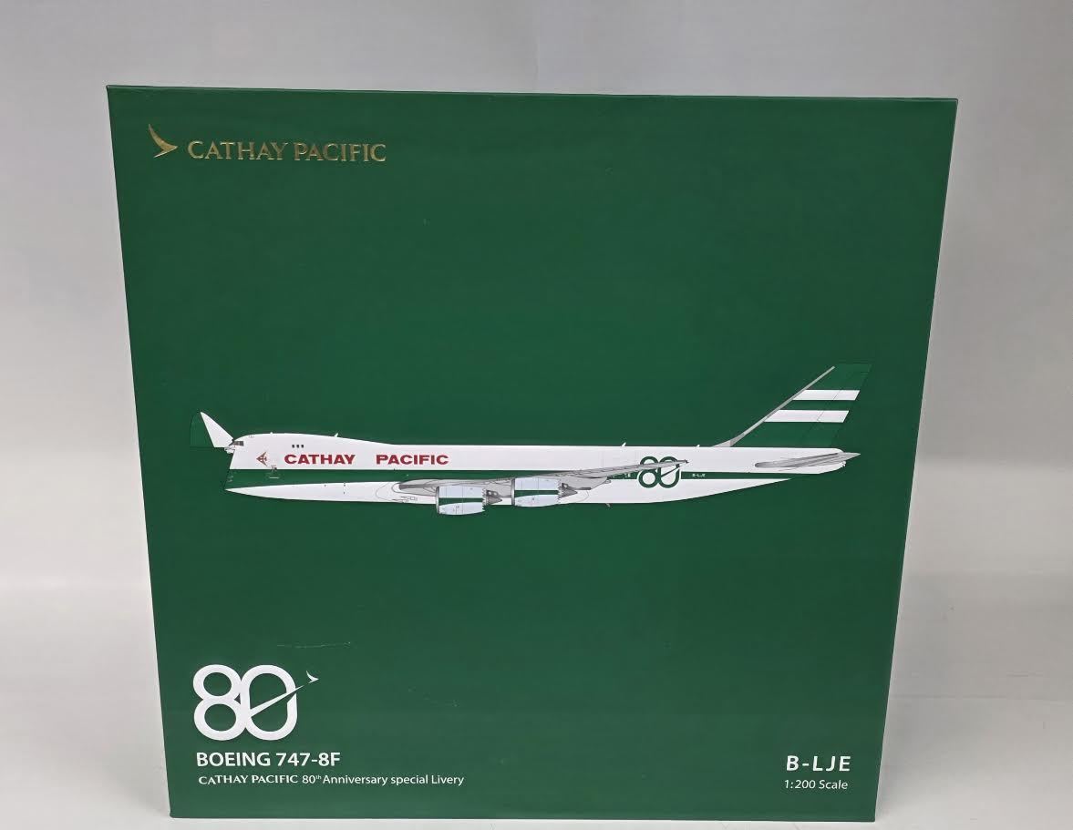 L2337 | SQ Wings 1:200 | Boeing 747-8F Cathay Pacific B-LJE