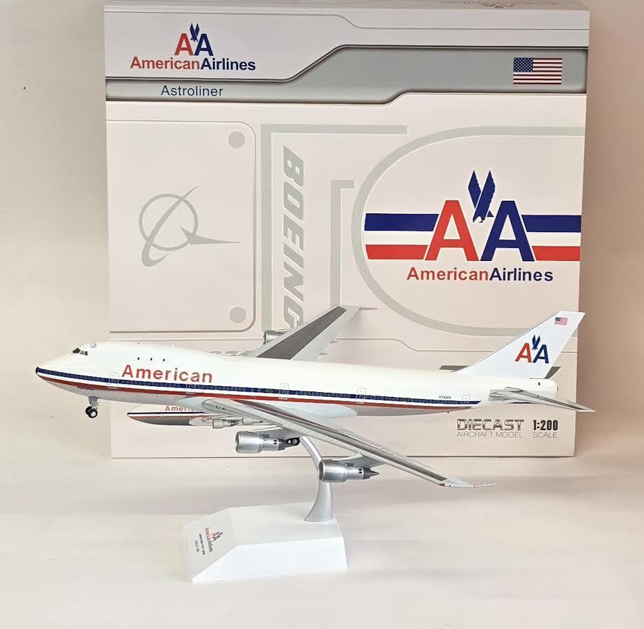 XX20292 | JC Wings 1:200 | Boeing 747-100 American Airlines White+Polished N743PA