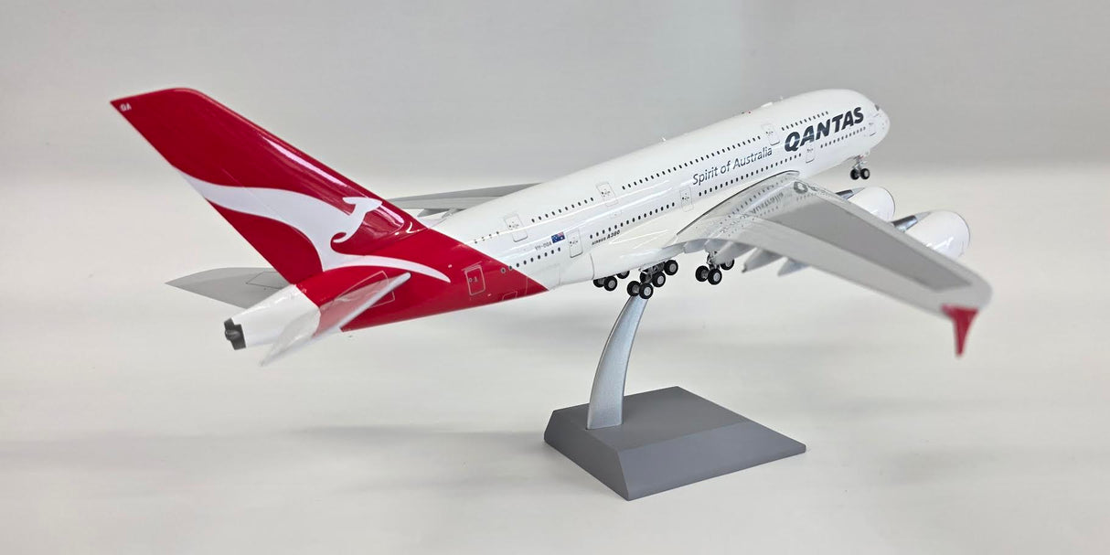 IF380QF0925 | InFlight200 | Airbus A380-842 Qantas VH-OQA