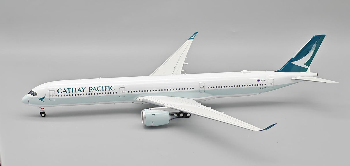 WB-A350-10-004 | J-Fox Models 1:200 | Airbus A350-1041 Cathay Pacific B-LXO