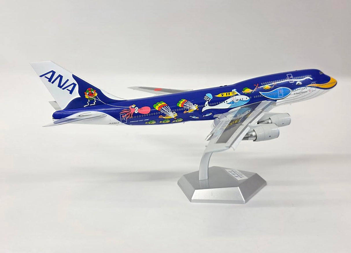 L2086FD | SQ Wings 1:200 | Boeing 747-400D, ANA JA8963 with stand