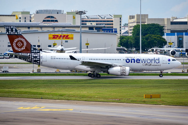 PH12009 | Phoenix 1:400 | Airbus A330-200 Fiji Airways Oneworld DQ-FJU