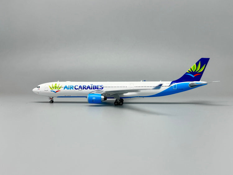 PH12047 | Phoenix 1:400 | Airbus A330-300 Air Caraibes F-HPUJ