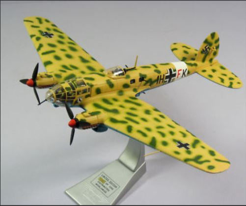 AA33704 | Corgi 1:72 | Heinkel He 111H-6 Luftwaffe 1H+FK IIKG 26, Ottana, Sardinia