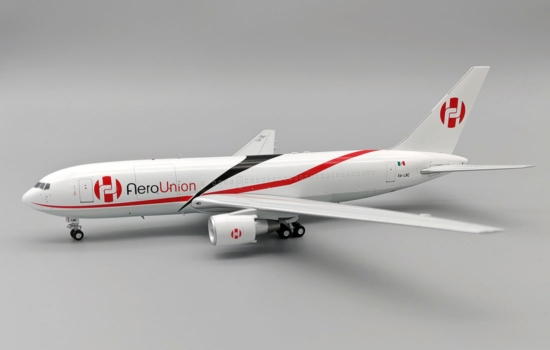 EAV-762-LRC | El Aviador 1:200 | Boeing 767-241/ER(BDSF) AeroUnion XA-LRC | is due April 2025