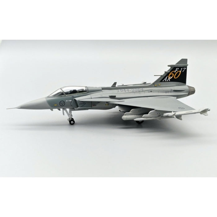 AV72-43-006 | Aviation 72 1:72 | Saab Gripen JAS-39A, Swedish Air Force, F 17 Wing, Ronneby Air Show, August 2004