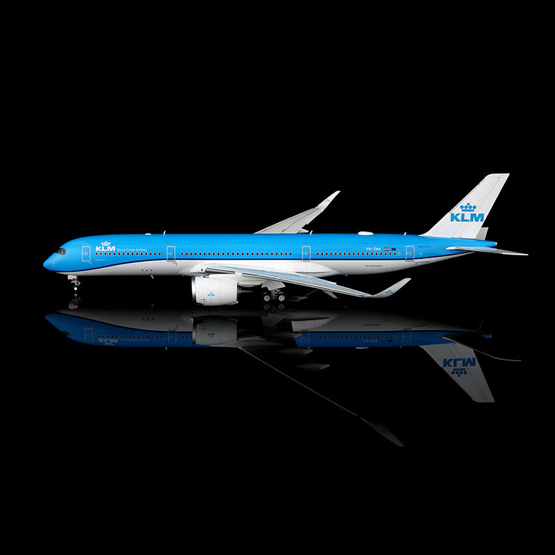 L2413 | SQ Wings 1:200 | Airbus A350-900 KLM PH-ZNA | is due July 2026