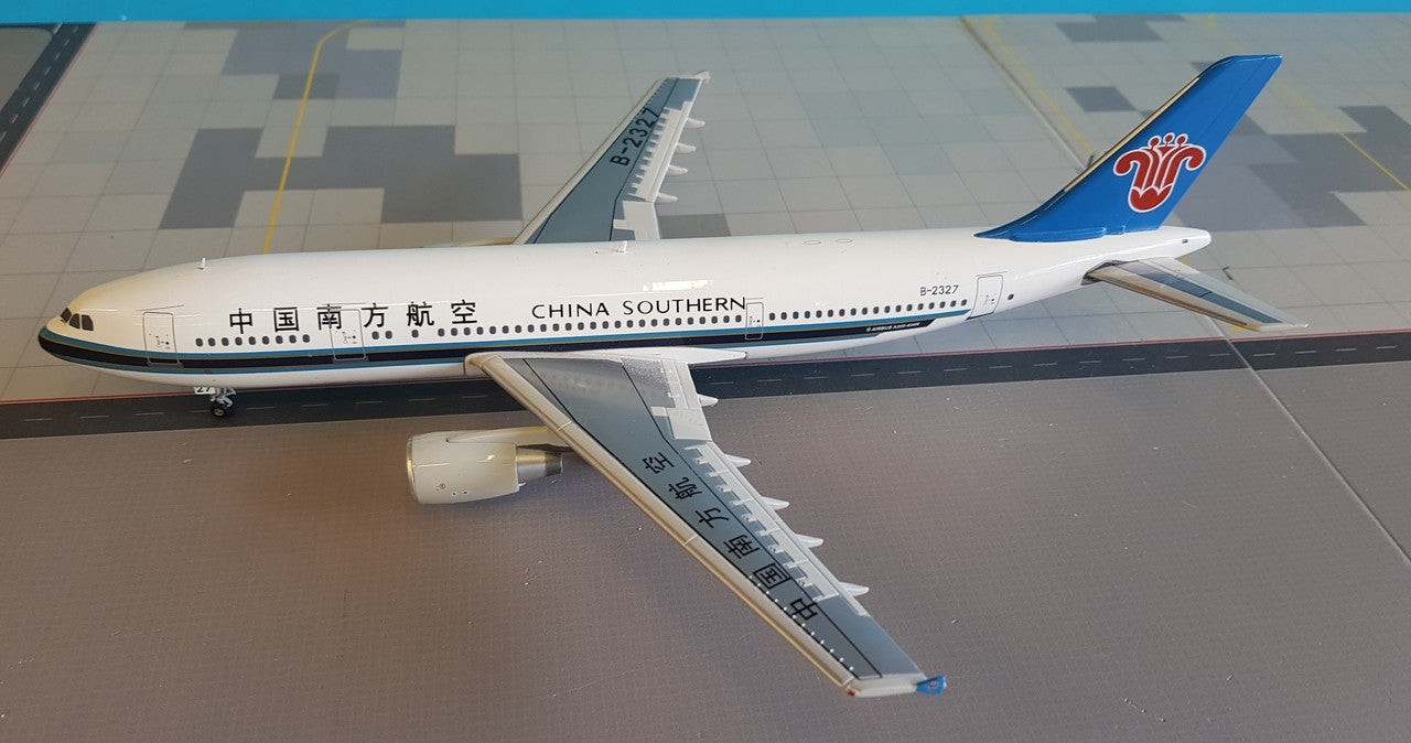 JC2066 | JC Wings 1:200 | Airbus A300-600 China Southern B-2327