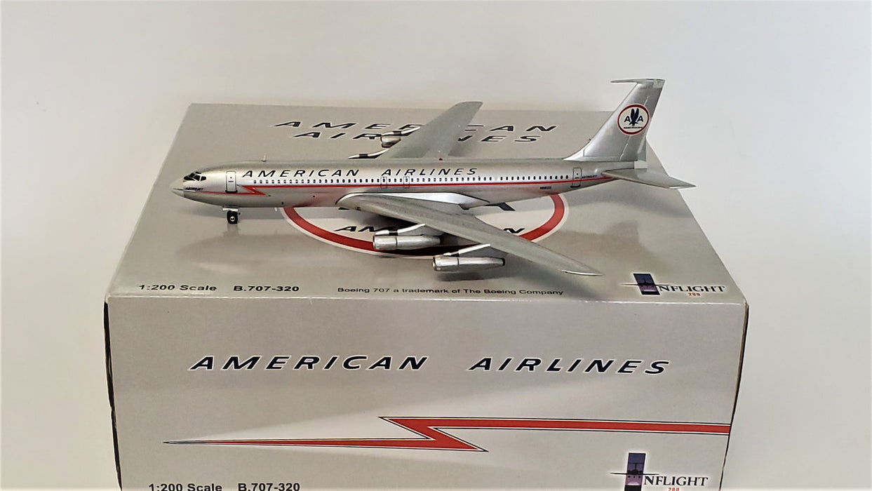 IF70016 | InFlight200 1:200 | Boeing 707-300 American Airlines Lightning Bolt Scheme N8405