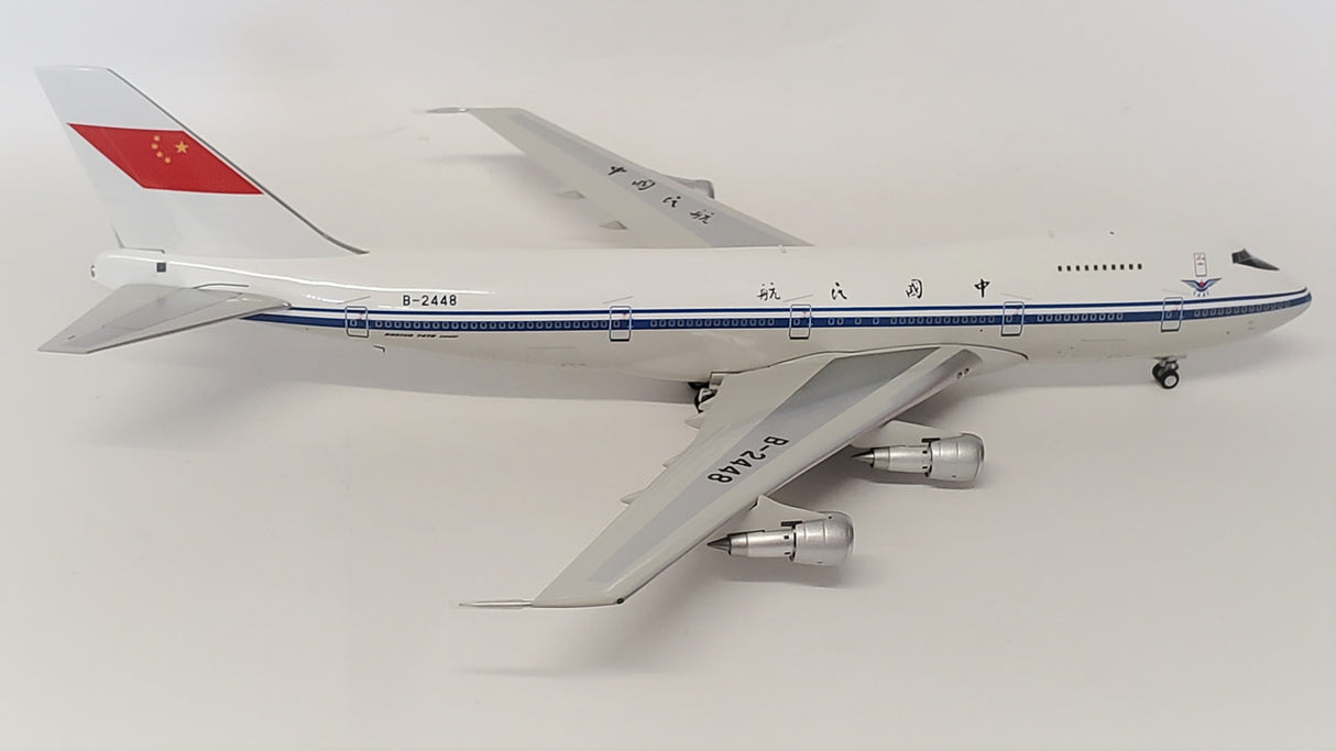 IF742CAAC01 | InFlight200 1:200 | Boeing 747-200 CAAC B-2488 (with stand)
