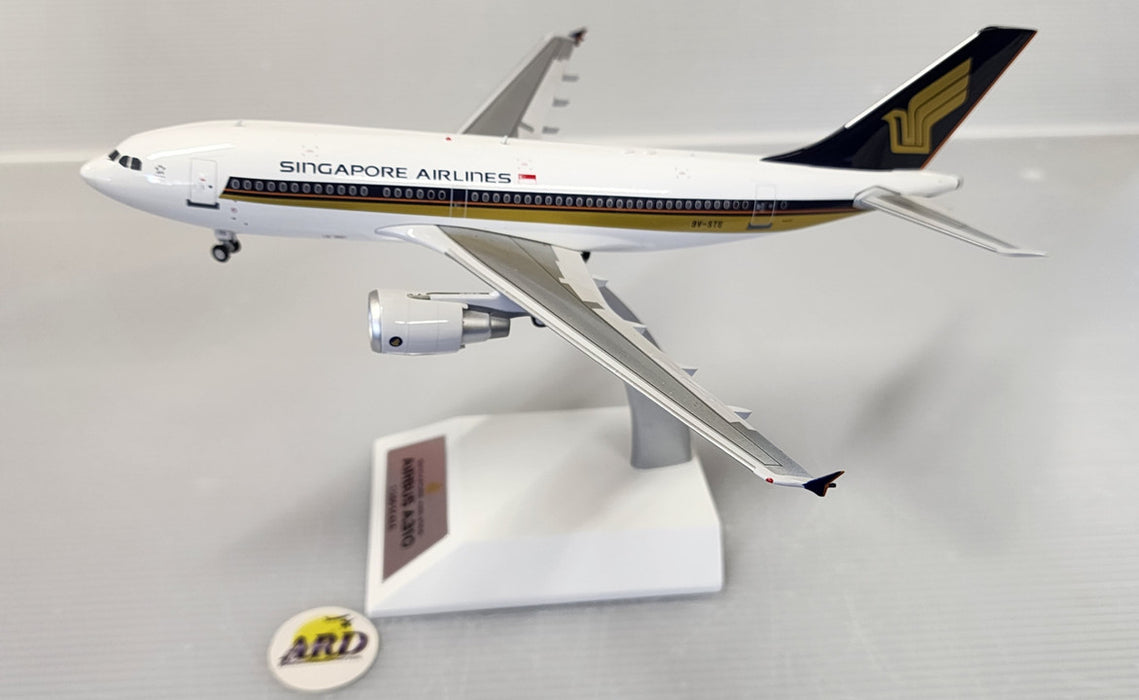 WB-A310-3-003 | WB Models 1:200 | Airbus A310-300 Singapore Airlines 9V-STE (with stand)