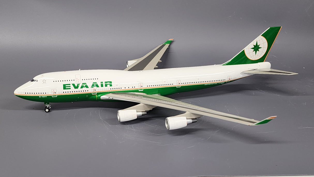 XX20321 | JC Wings 1:200 | Boeing 747-400F EVA Air B-16411
