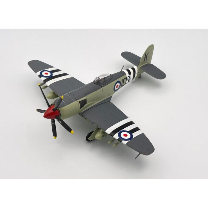 WTW-72-015-003 | Sky Guardians 1:72 | Hawker Sea Fury FB.11 VX730, Royal Australian Navy **PRE OWNED**
