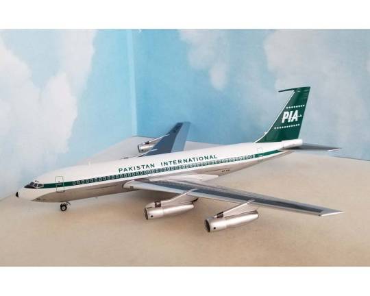 WM211186A | Aero Classics 1:200 | Boeing 720-040B PIA Pakistan AP-AXL