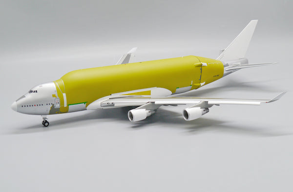 LH2166A | JC Wings 1:200 | Boeing 747-400(LCF) Boeing Company Bare Metal Version N747BC (flaps down, with stand)