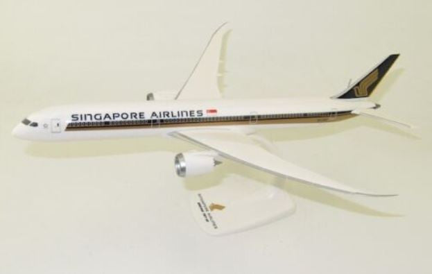 PP-SINGAPORE-787 | PPC Models 1:100 | Boeing 787-10, Singapore Airlines 1:100 scale (plastic push fit)