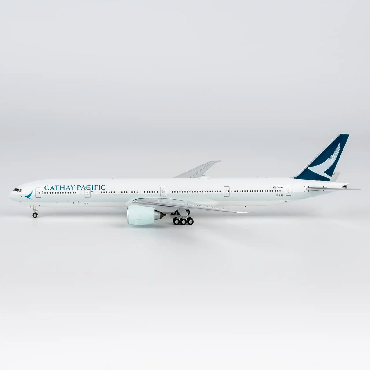 NG73105 | NG Models 1:400 | Boeing 777-300ER Cathay Pacific B-KQO