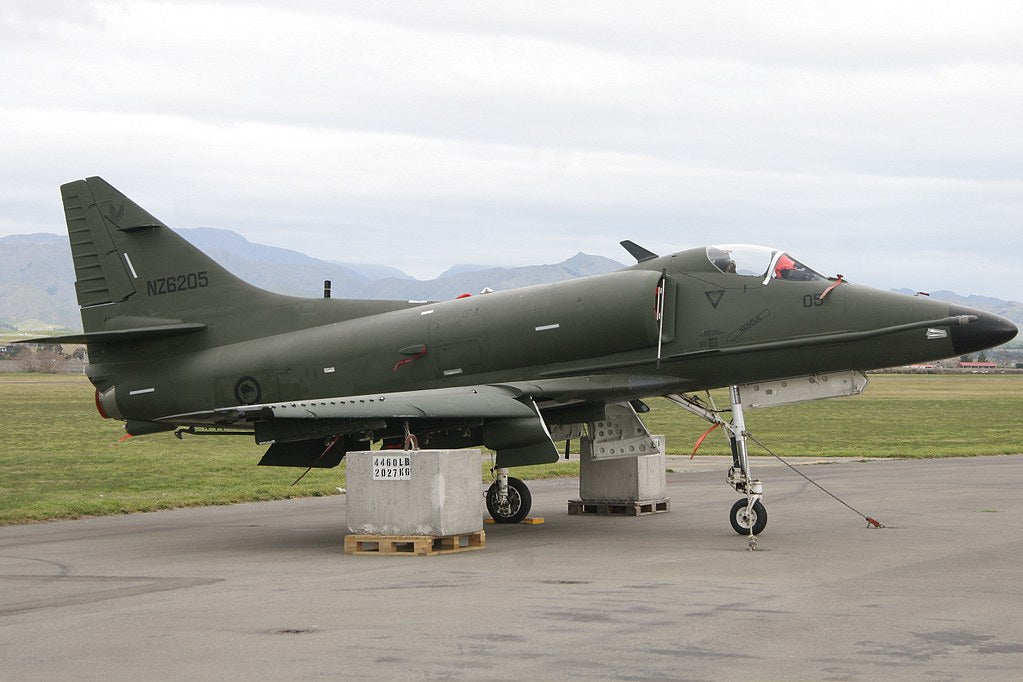 HA1443 | Hobby Master Military 1:72 | Douglas A-4K Skyhawk NZ6205, RNZAF, 1970s | is due September 2025