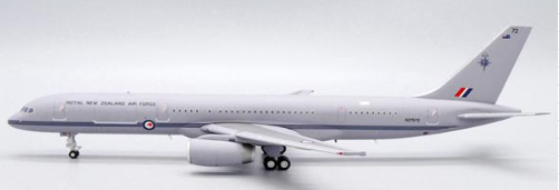 XX20099 | JC Wings 1:200 | Boeing 757-200(C) Royal New Zealand Air Force Reg: NZ7572 | is due October 2025