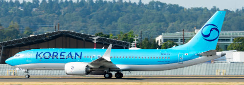 SA2112 | JC Wings 1:200 | Boeing 737 MAX 8 Korean Air NC Reg: HL8567 With Stand | is due October 2020