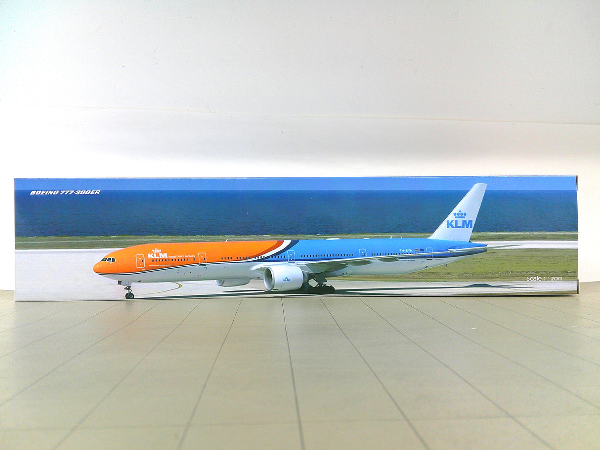 PP-220150 | PPC Models 1:200 plastic snap fit | Boeing 777-300ER PH-BVA KLM 'Orange Pride'