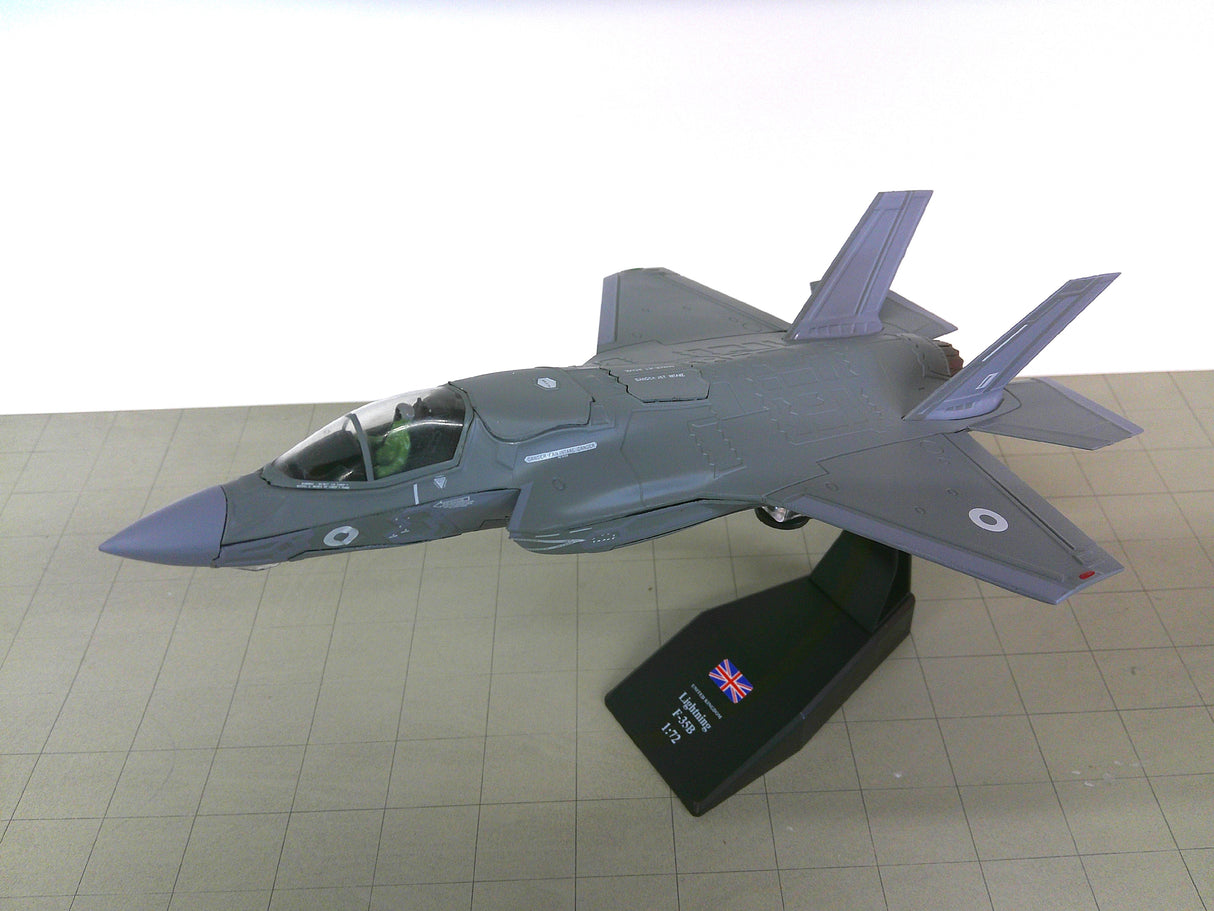 14+027 | 14+ Models 1:72 plastic | Lockheed F-35B ZM147 Royal Air Force