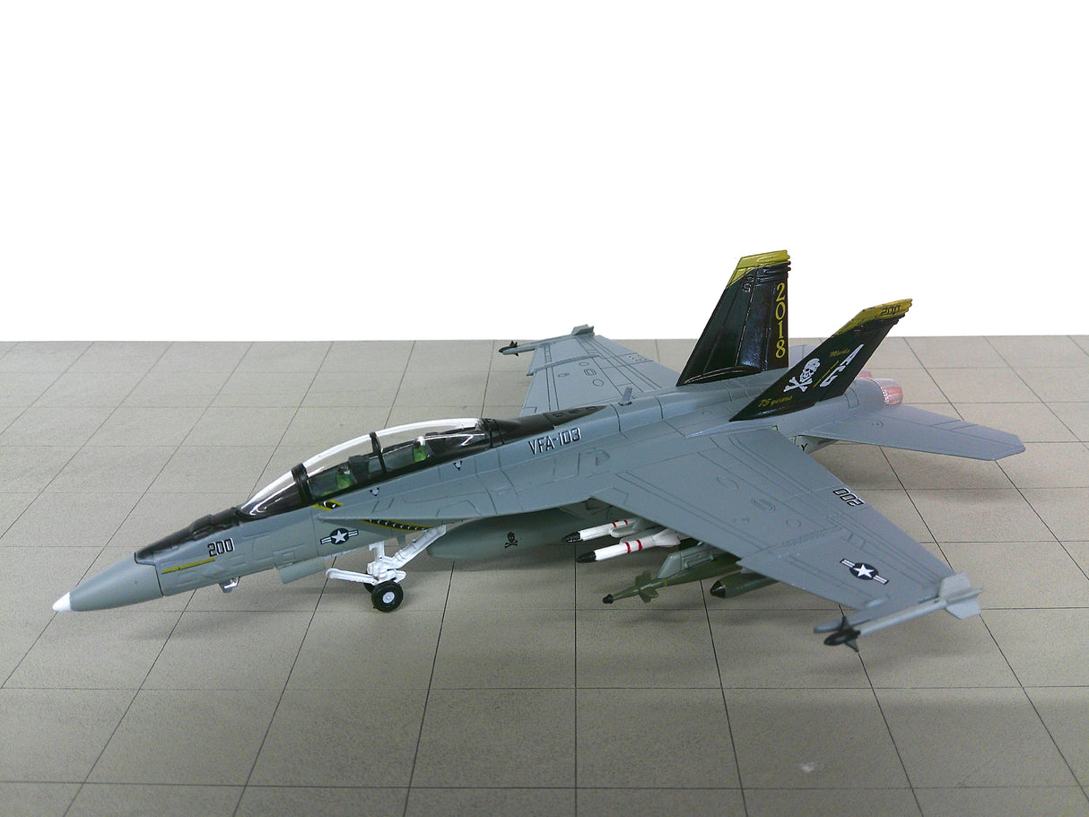 14+023 | 14+ Models 1:100 plastic | McDonnell Douglas F/A-18F 166620 VF-103 US Navy
