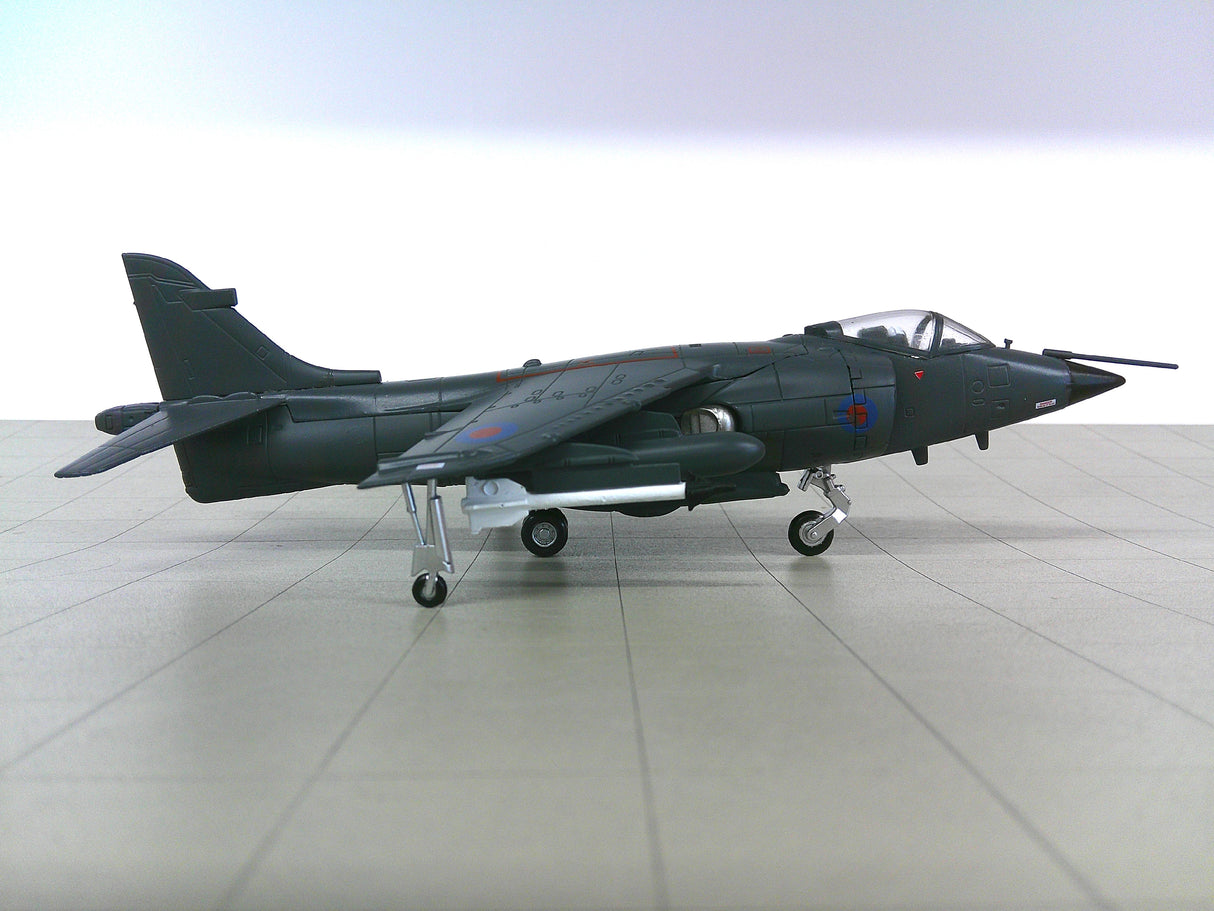 14+012 | 14+ Models 1:72 plastic | Hawker Sea Harrier FRS.1 Royal Navy