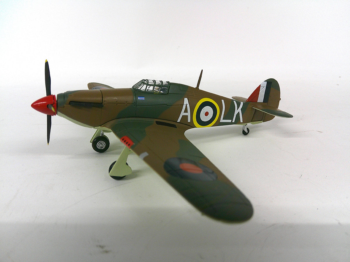 AA49104 | Corgi 1:72 scale | Hawker Hurricane I RAF with pilots notes **Pre Owned**