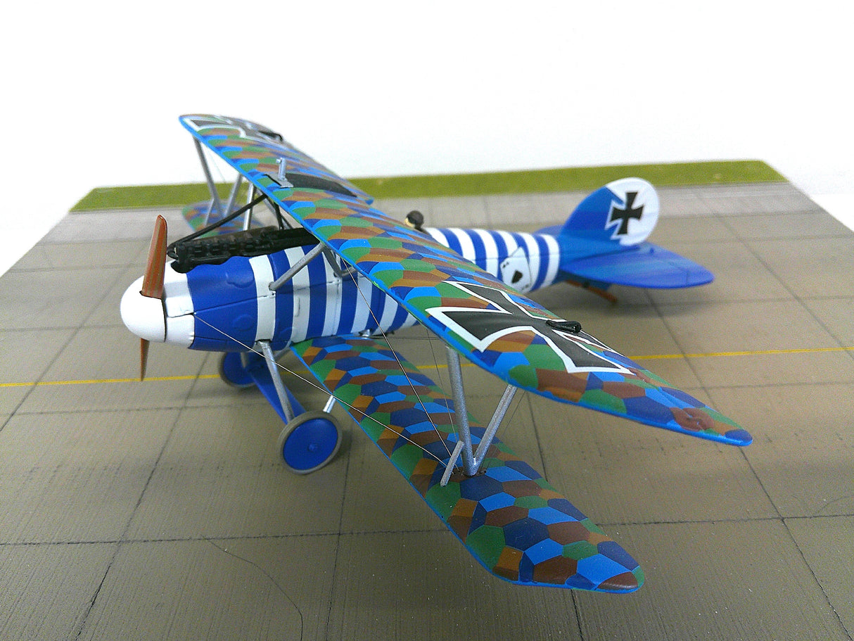 AA37805 | Corg Aviation Archive 1:48 | Albatros D.V Imperial German Air Service | Ltn Hans Bohning **Pre Owned**