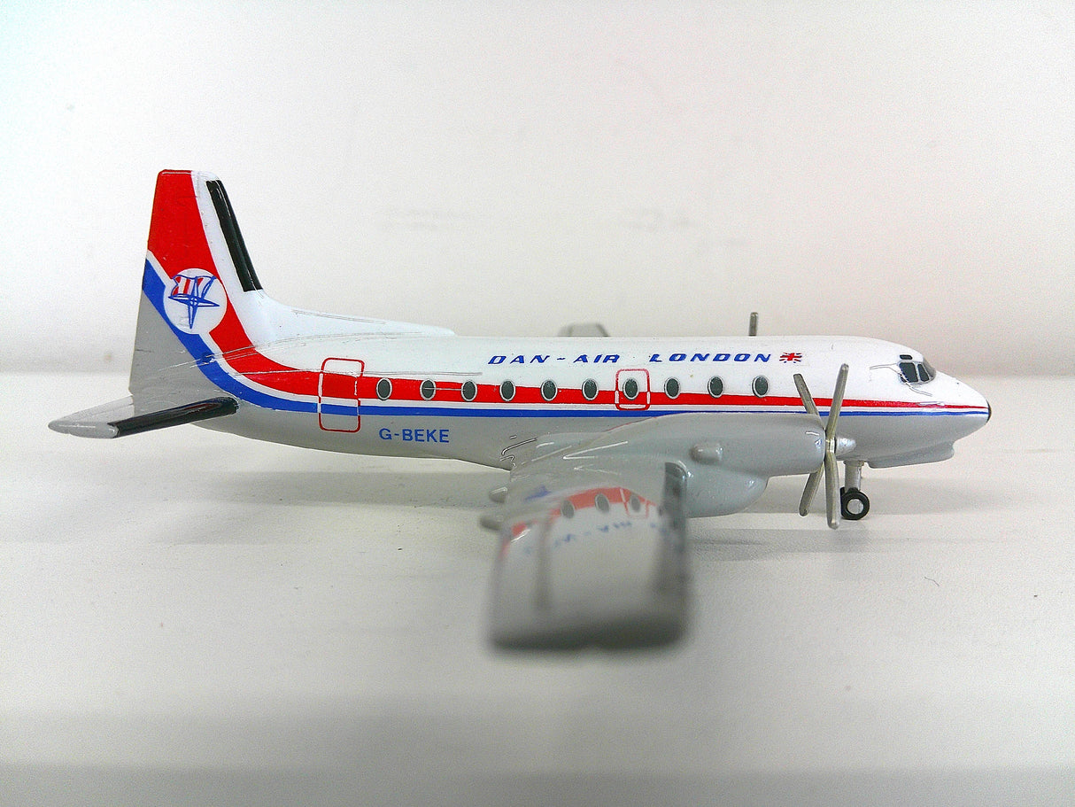SL-GBEKE | Skyline Models 1:200 | HS.748 Dan Air G-BEKE