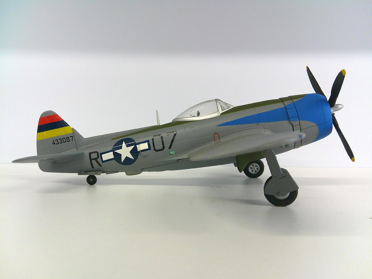 B11C998 | CDC Armour 1/148 Die - Cast | Republic P47 'Thunderbolt' US Army Air Force