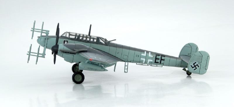 HA1803 | Hobby Master Military 1:72 | Messerschmitt Bf 110G-4 Luftwaffe G9+EF Major Heinz-Wolfgang Schnaufer, IV/NJG 1, St Trond, Oct 1944