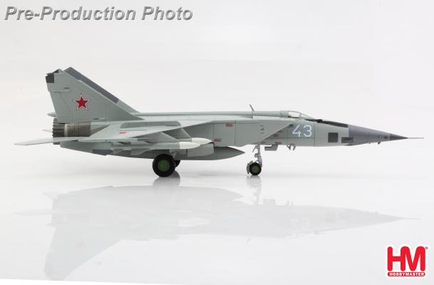 HA5655 | Hobby Master Military 1:72 | MIG-25BM white 43, Ahtubinsk Airfield, 1987 (w/4 x KH-58 missiles)