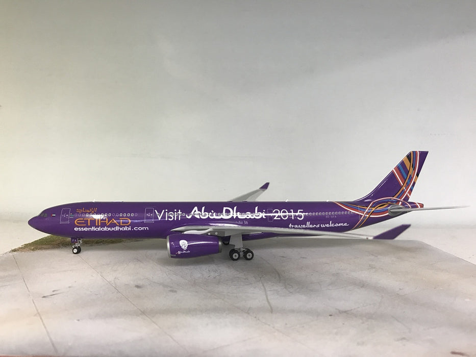 EAG100031 | Eagle 1:200 | Airbus A330-300 Etihad A6-AFA, 'Visit Abu Dhabi 2015'