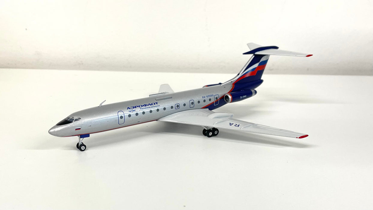 PHRA-65566 | Phoenix 1:200 | Tupolev Tu-134A Aeroflot RA-65566 PRE-OWNED