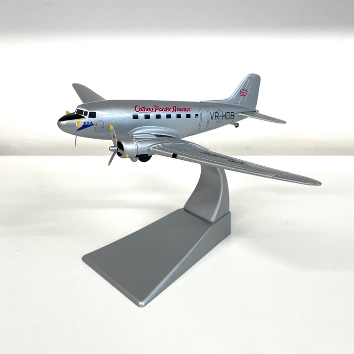 AAVR-HDB | Corgi 1:144 | Douglas DC-3 Cathay Pacific Airways 'Betsy' VR-HDB PRE-OWNED