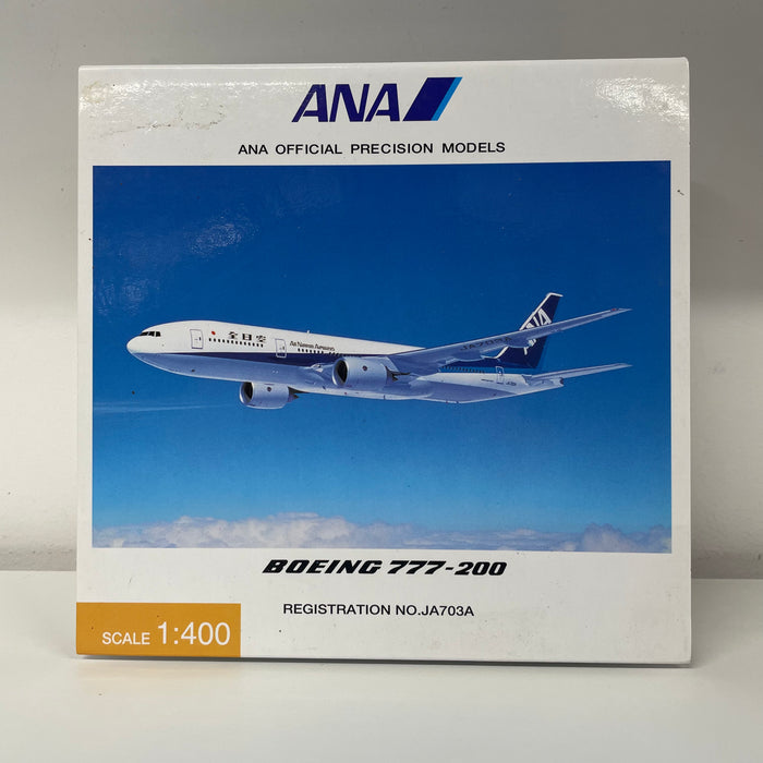 NH40023 | Hogan Wings 1:400 | Boeing 777-200 ANA All Nippon Airways JA703A **PRE OWNED**