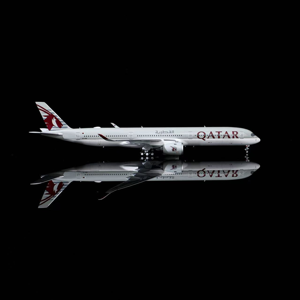 HA35K0008 | Aero Polaris 1:400 | Airbus A350-1000 Qatar Airways A7-AOA