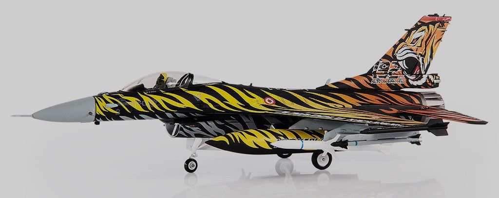 JCW-72-F16-014 | JC Wings Military 1:72 | F-16C Turkish Air Force 192 Filo NTM16