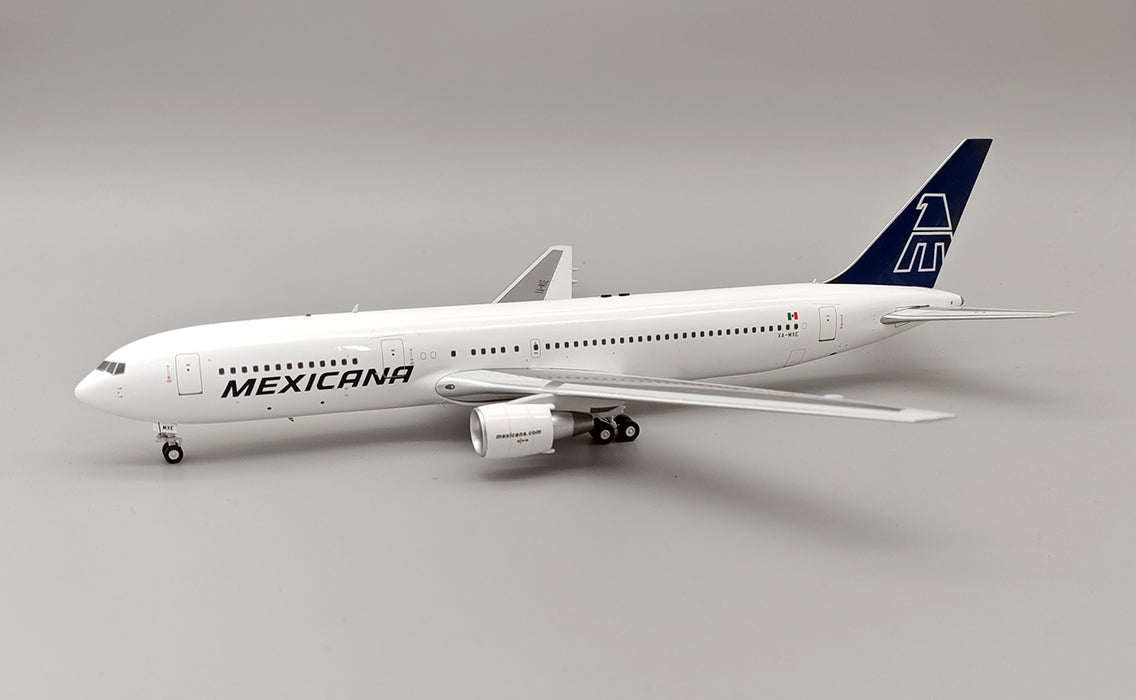 IF763MX0825 | InFlight200 1:200 | Boeing 767-3P6/ER Mexicana XA-MXE with stand