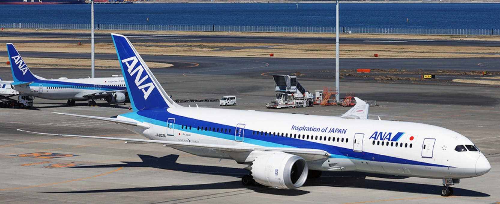 L2100 | SQ Wings 1:200 | Boeing 787-8 ANA JA801A | is due May 2025