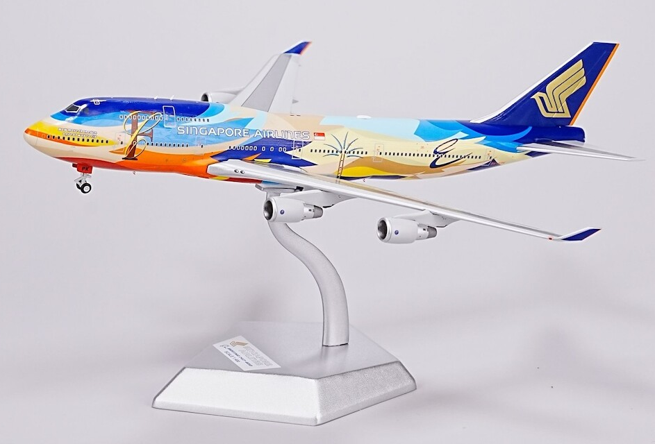 B615302 | HX Models 1:400 | Boeing 747-400 Singapore Airlines 9V-SPK Tropical Standard Version | is due July 2025