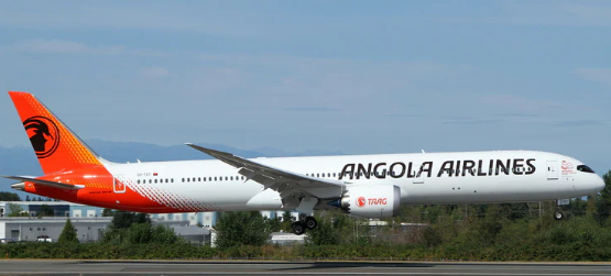 PH12040 | Phoenix 1:400 | Boeing 787-10 Dreamliner | TAAG Angola Airlines D2-TET | is due October 2025