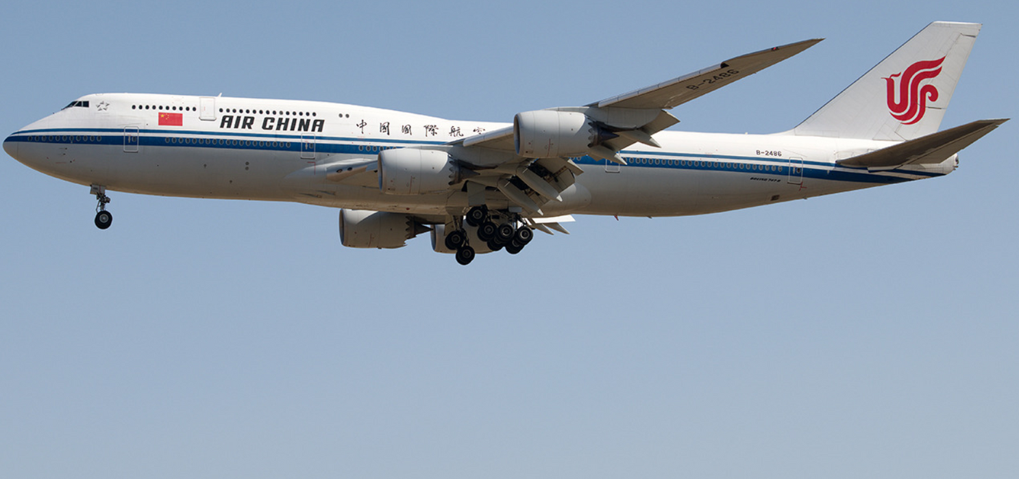 YY74805F | YY Wings 1:400 | Boeing 747-8 Air China Flaps Down B-2486 | is due October 2025