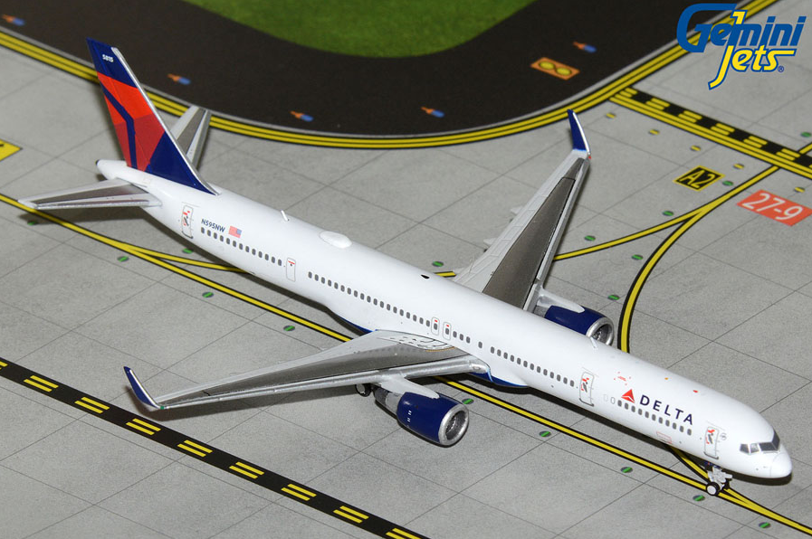 GJDAL2362 | GeminiJets 1:400 | Boeing 757-300W Delta Air Lines N595NW | is due September 2025